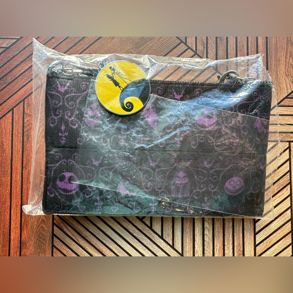 NIP Harveys Seatbelt x Disney Nightmare Before Christmas Jack Sally Coin Purse